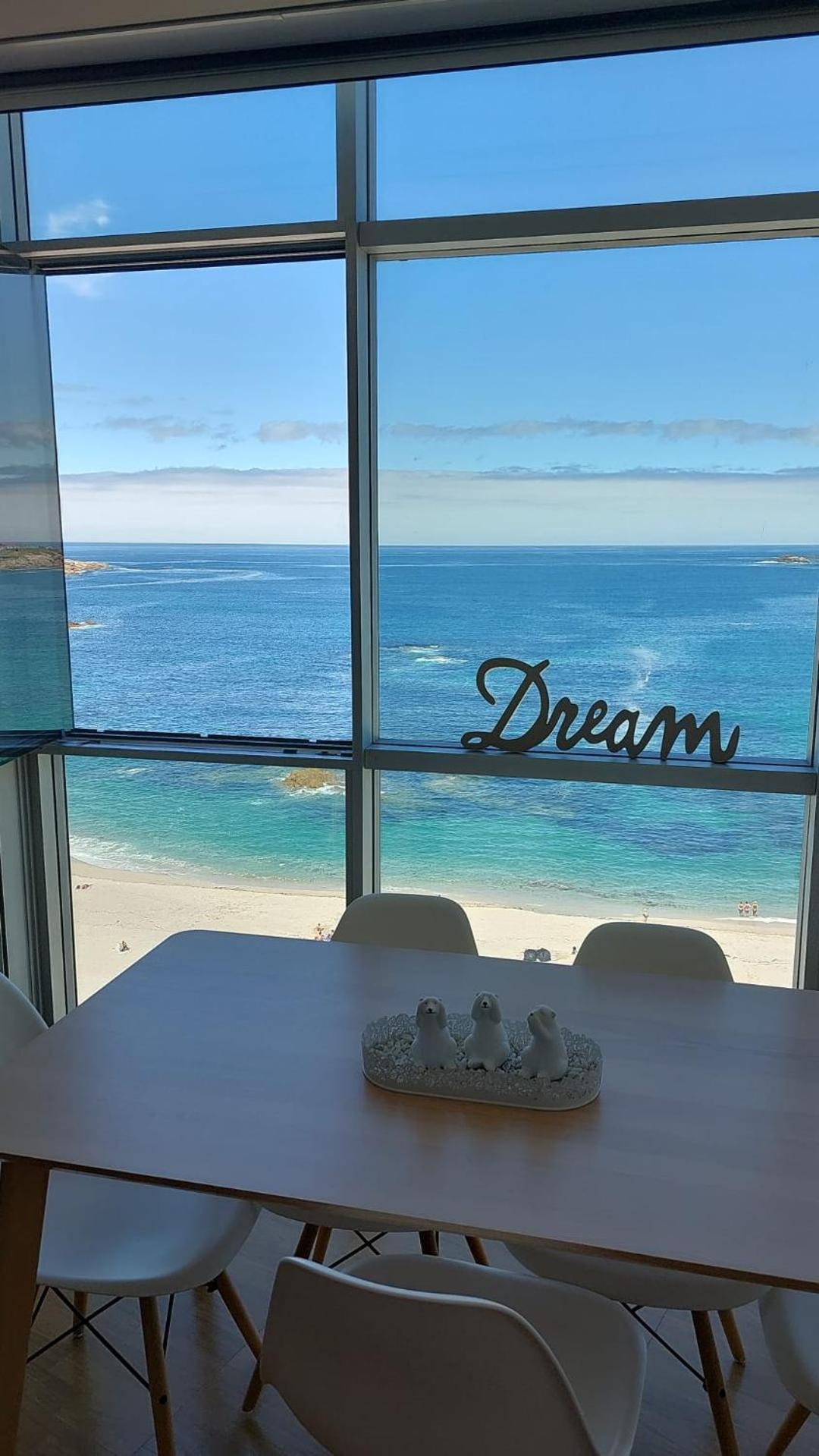 Vivienda Con Increibles Vistas A La Playa De Riazor Apartment A Coruna Room photo