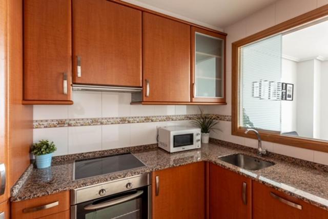 Vivienda Con Increibles Vistas A La Playa De Riazor Apartment A Coruna Exterior photo